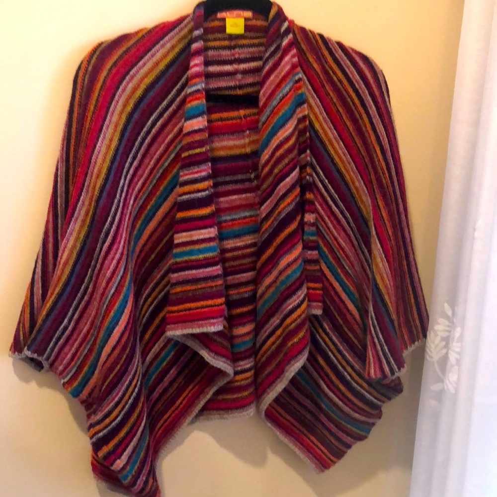 Authentic Peruvian Kuna Poncho with Sleeves 100% baby alpaca wool — one size